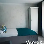 Vama 25- 3* Vama Veche
