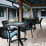 Vama 25- Gasthof