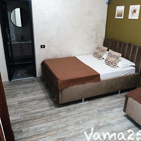 Vama 25-