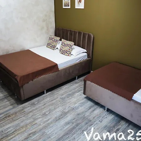 Gasthuis Vama 25- *