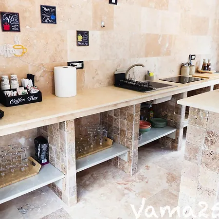 Vama 25- Gasthuis