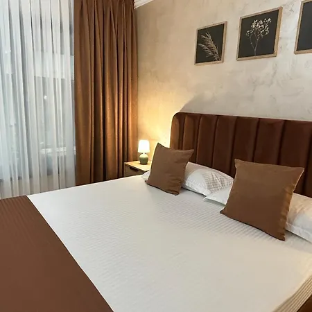 Vama 25- 3* Vama Veche