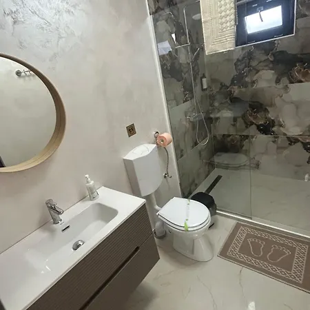 Vama 25-