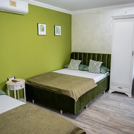 Vama 25-